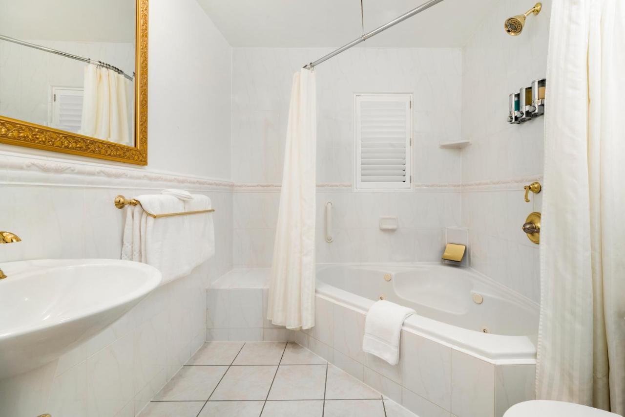 Coachman'S Inn, A Four Sisters Inn Carmel-by-the-Sea 외부 사진