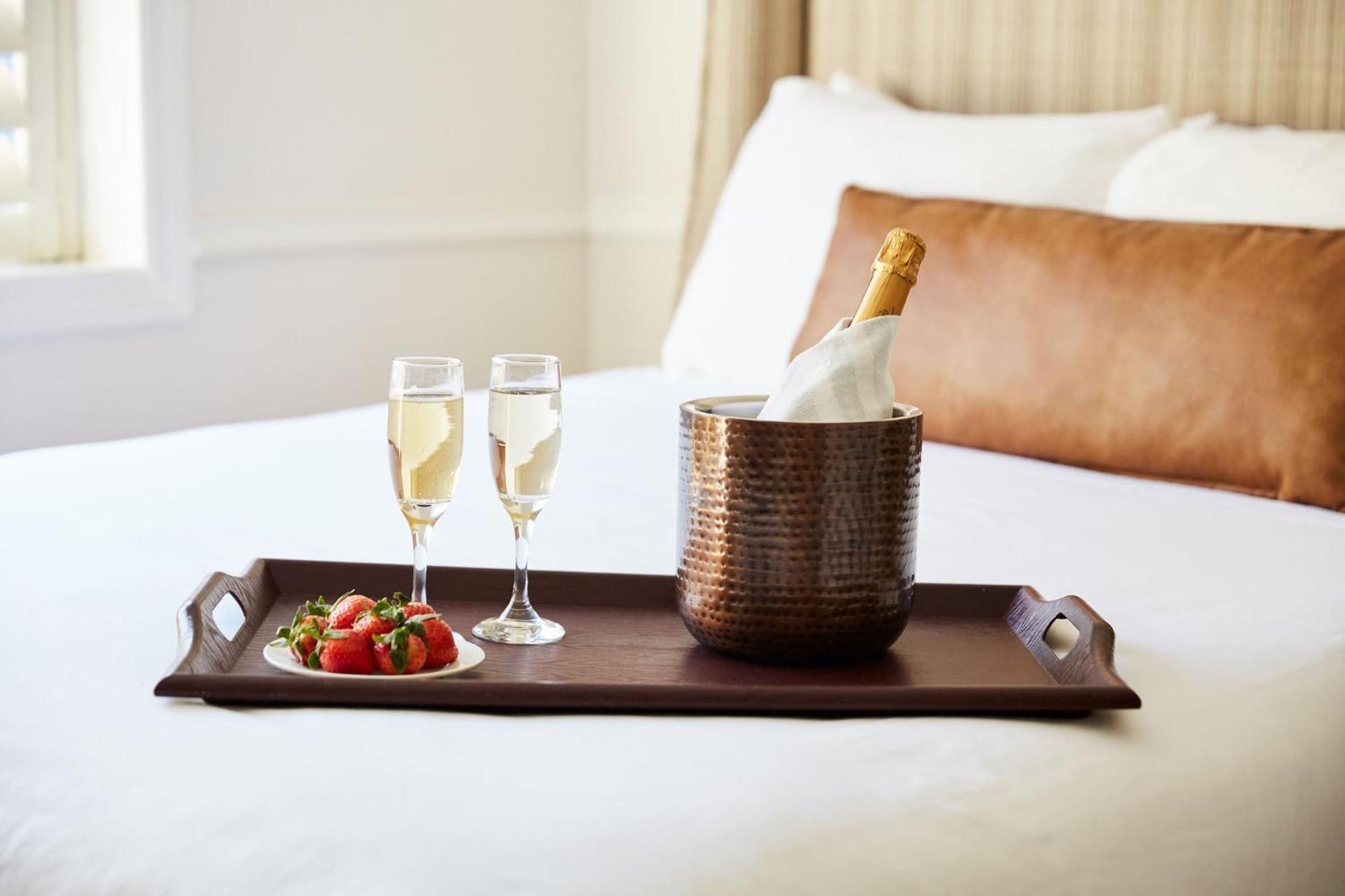 Coachman'S Inn, A Four Sisters Inn Carmel-by-the-Sea 외부 사진